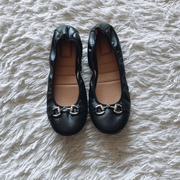 me too Shoes - NWOT Me Too Faux Leather Ballet Flats